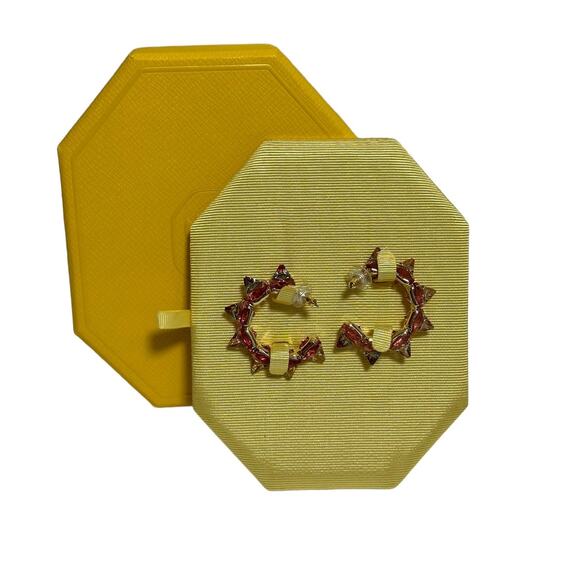 Swarovski Ortyx hoop earrings Pyramid cut, Pink, Gold-tone plated - Picture 1 of 8